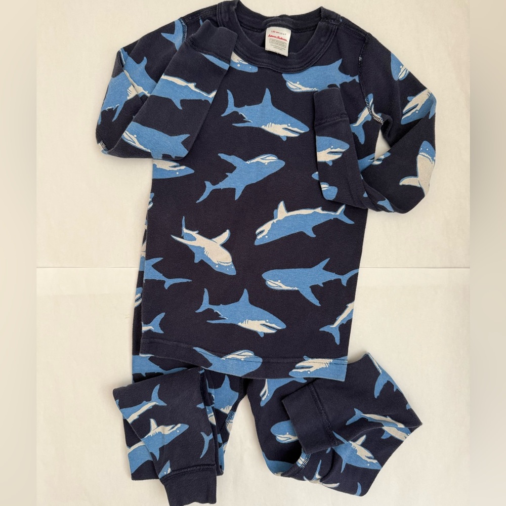 Hanna Andersson Navy and Blue Shark Pajama Set